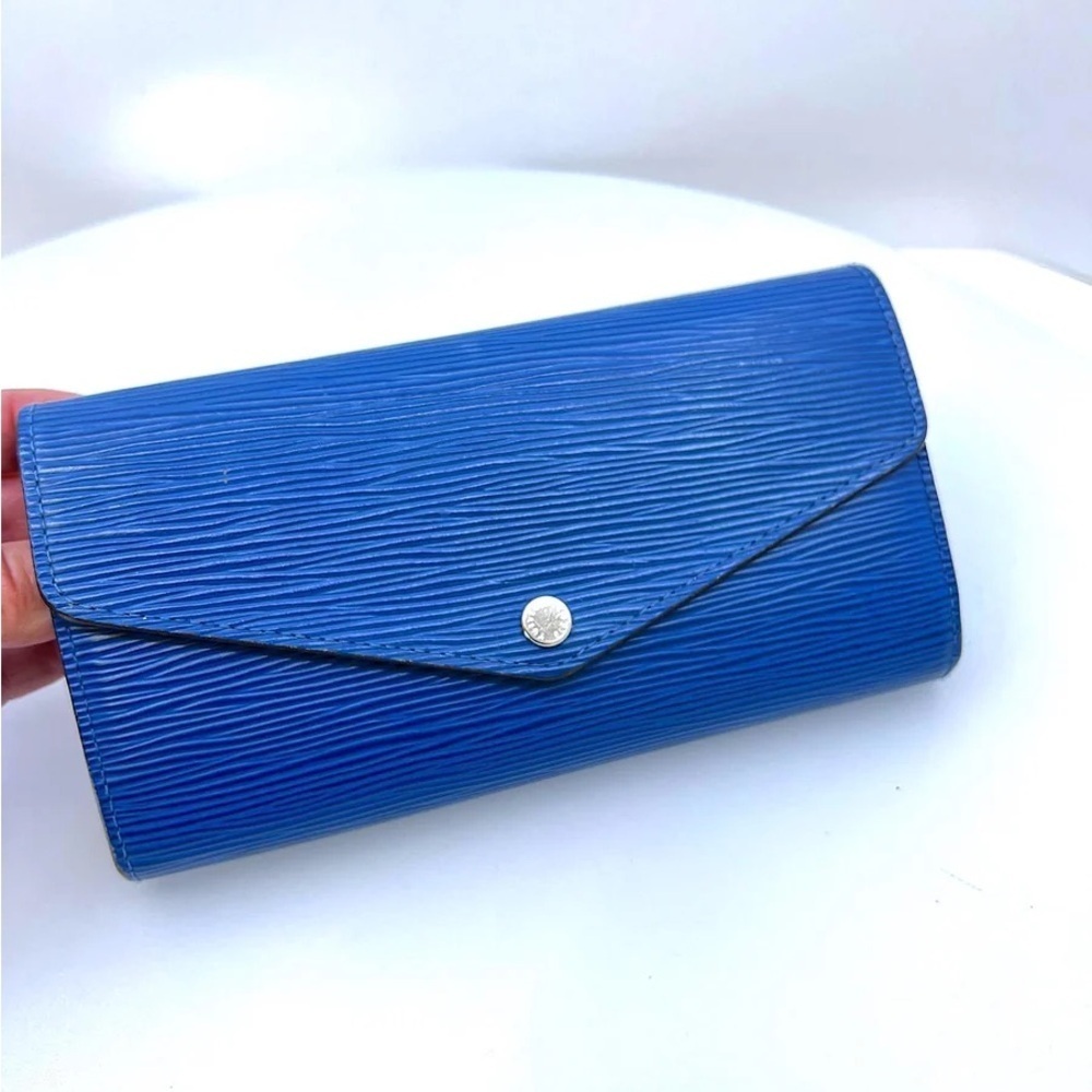 LOUIS VUITTON Epi Leather Sarah Wallet Blue Continental Flap